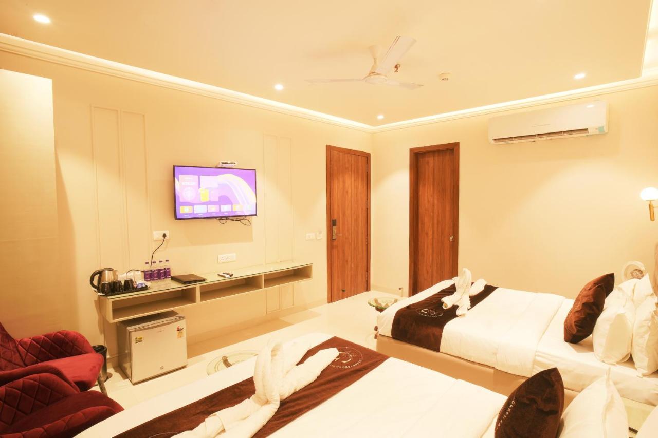 Hotel Green Land Heights Amritsar Bagian luar foto