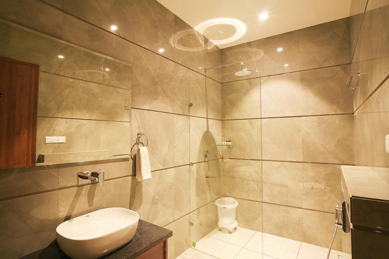 Hotel Green Land Heights Amritsar Bagian luar foto
